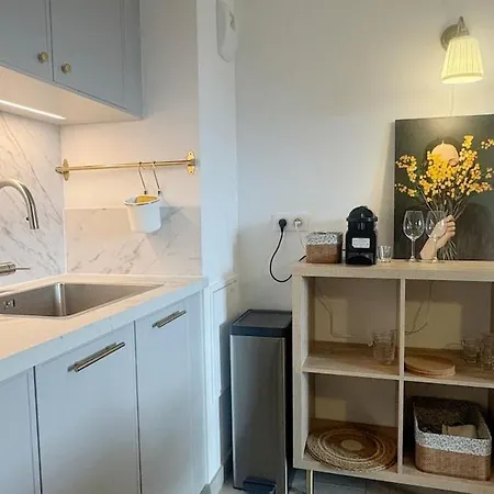 Moderne Et Calme 2 Parking T6 * Clamart